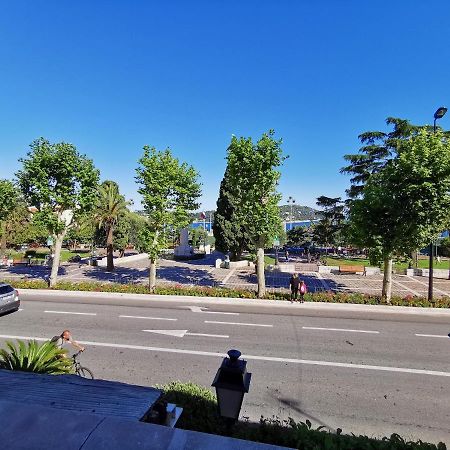 Le Foch By Booking Guys Вилафранк-сюр-Мер Екстериор снимка